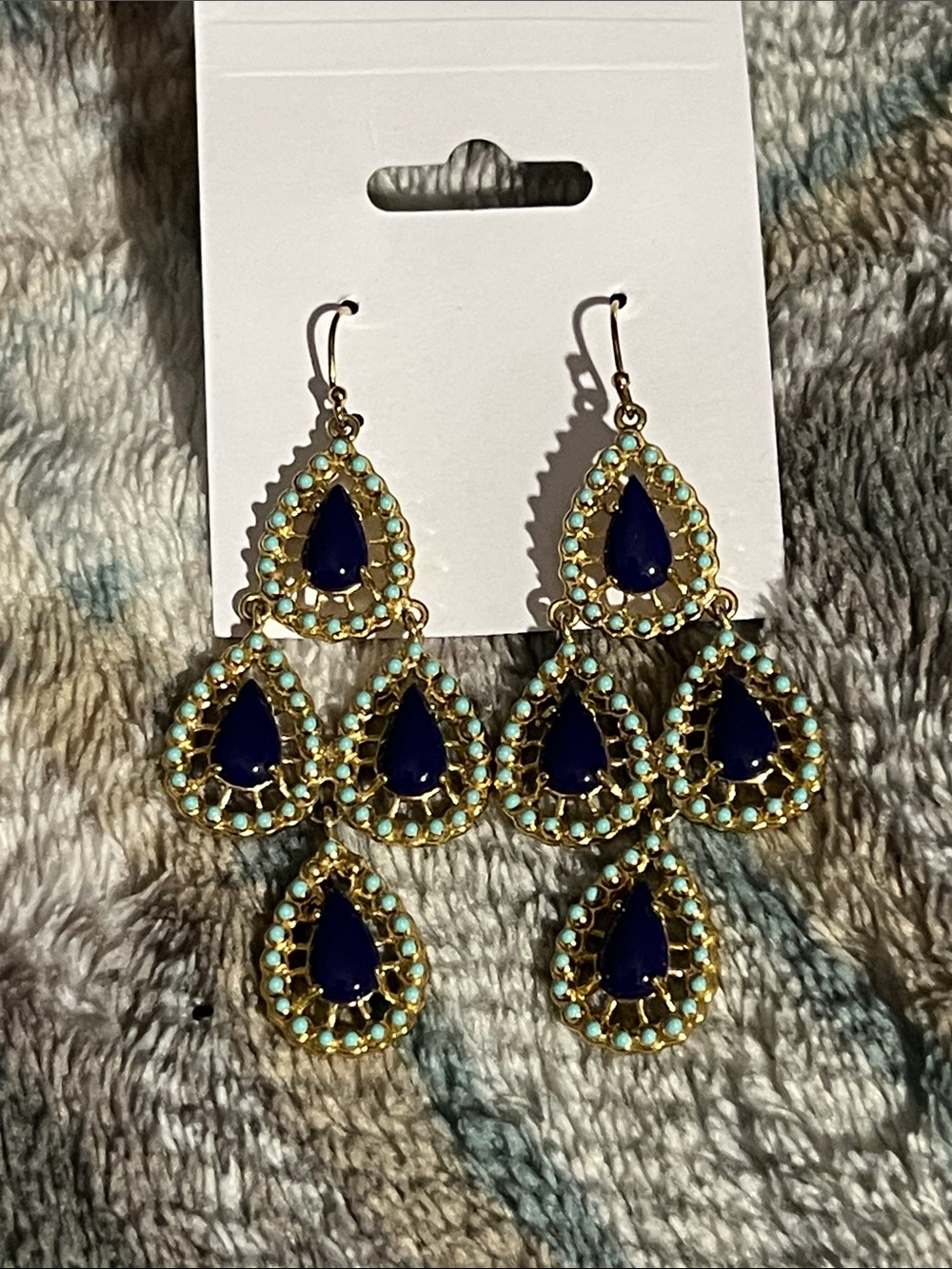Unmarked-Gold-Tone Teardrop Chandelier Earrings with Navy and Turquoise Accents